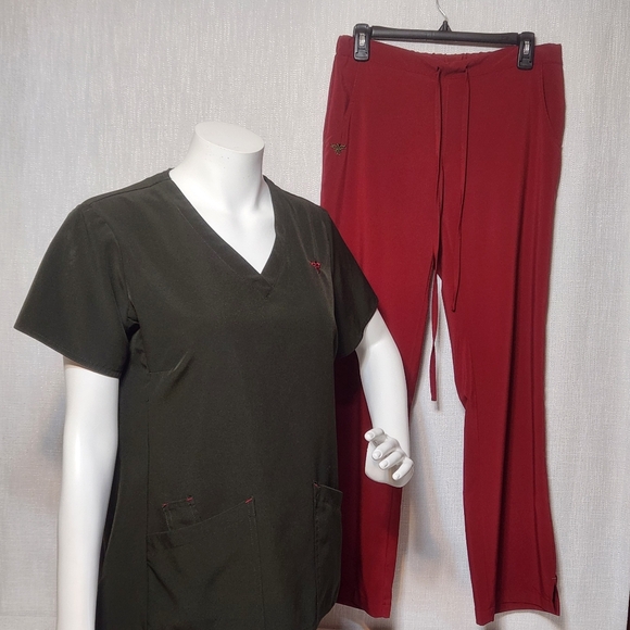 Couture Gold Scrubs Set Small Olive And Red Scrub Top And Bottom - Picture 1 of 16